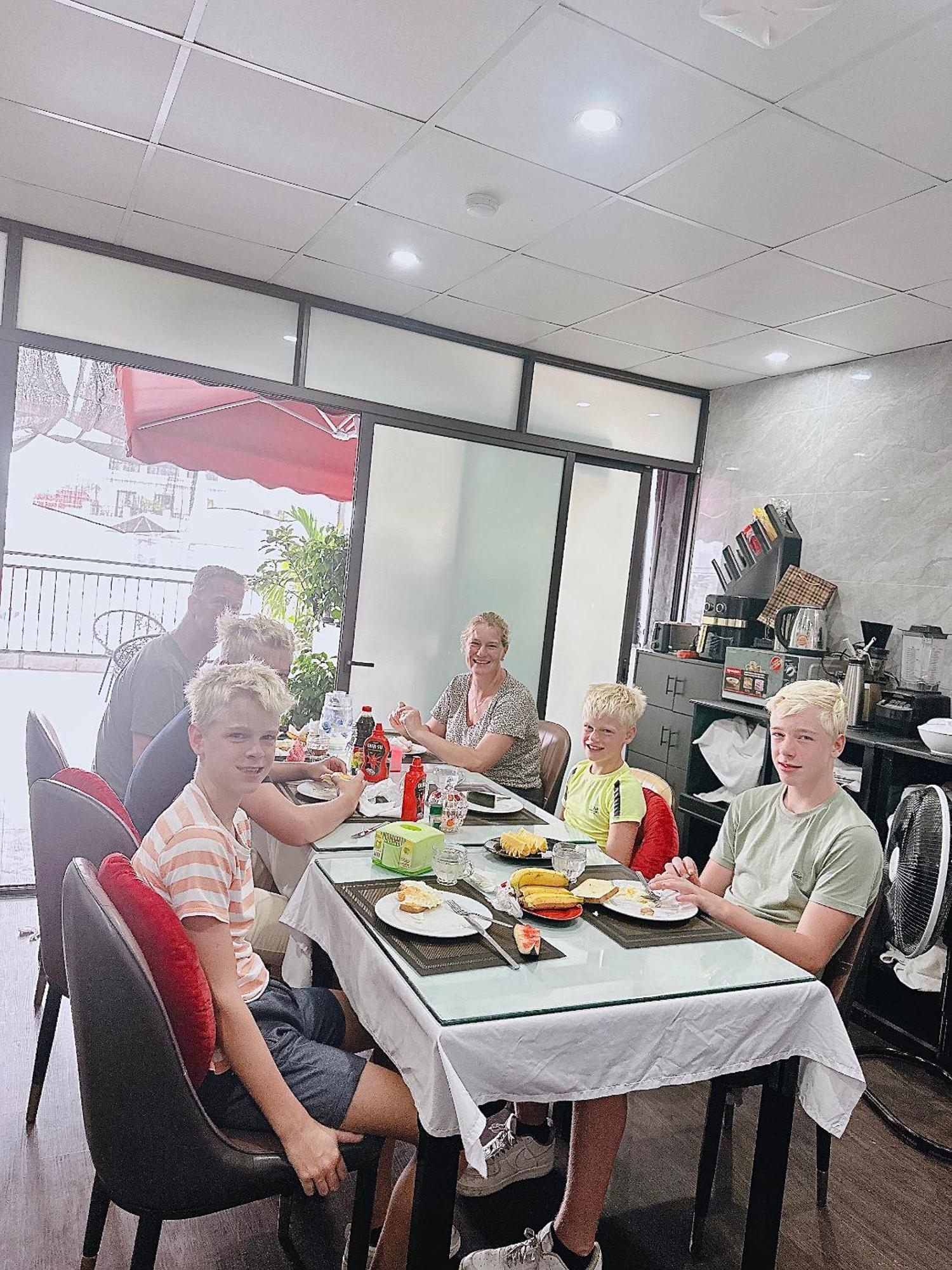 Golden Rose Premium Hotel 하노이 외부 사진